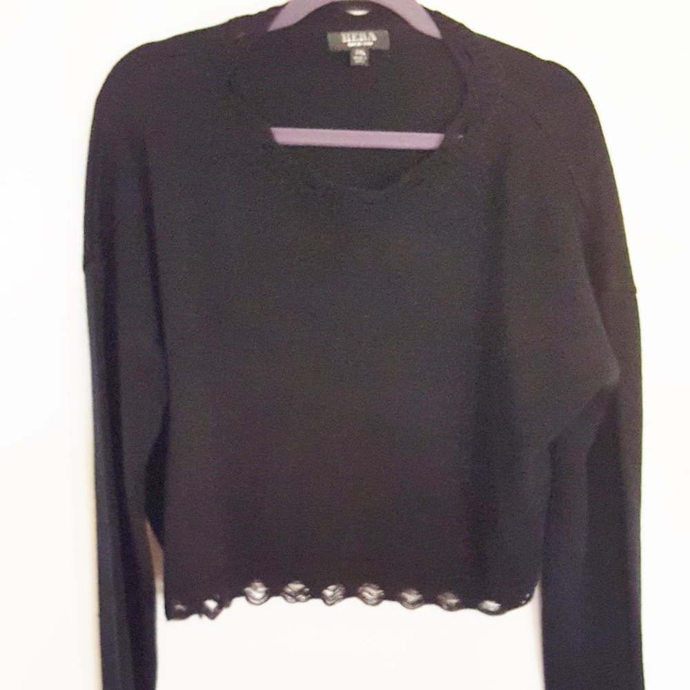 HERA Womens Crop Sweater 2X L/S Black Cut Out